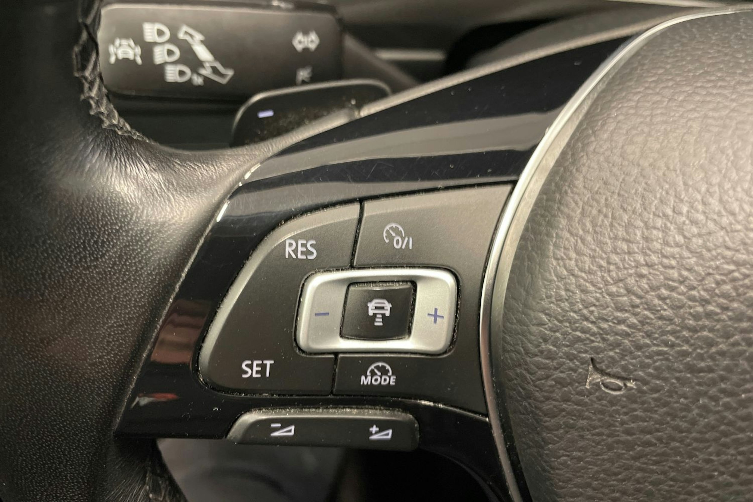 Valkoinen Volkswagen Tiguan 2017 kuva 23.