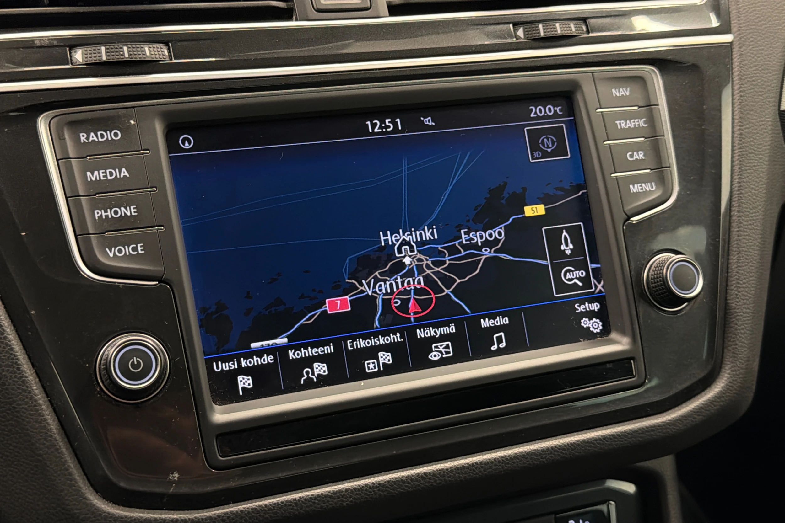 harmaa Volkswagen Tiguan 2017 kuva 28.