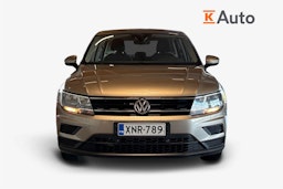 Ruskea (beige) Volkswagen Tiguan 2017 kuva 5.