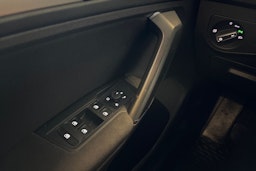 Ruskea (beige) Volkswagen Tiguan 2017 kuva 26.