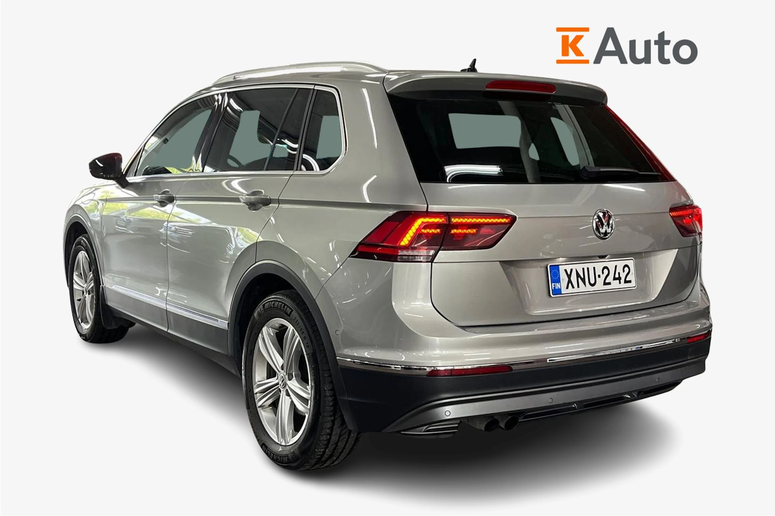Harmaa Volkswagen Tiguan 2017 kuva 2.