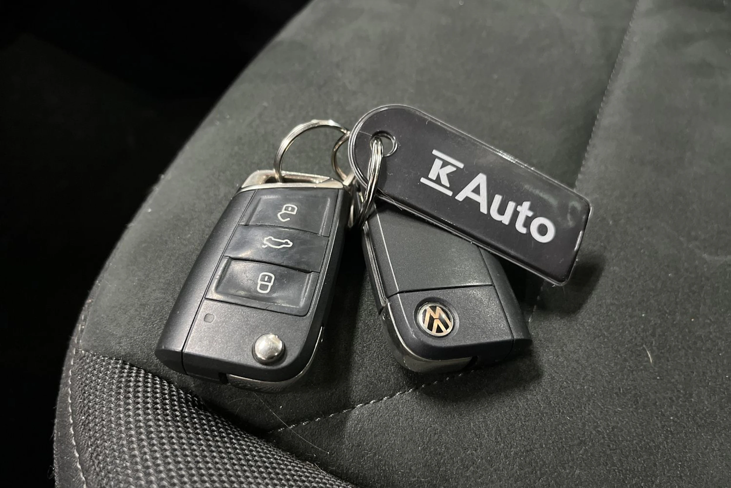 Harmaa Volkswagen Tiguan 2017 kuva 22.