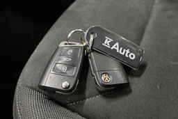 Harmaa Volkswagen Tiguan 2017 kuva 22.