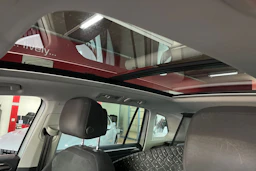 Harmaa Volkswagen Tiguan 2017 kuva 23.