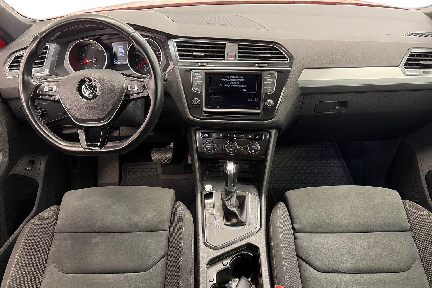 Volkswagen Tiguan 2017, photo 7/27