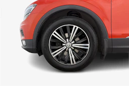 Oranssi Volkswagen Tiguan 2017 kuva 9.