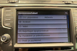 Oranssi Volkswagen Tiguan 2017 kuva 21.