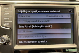Oranssi Volkswagen Tiguan 2017 kuva 23.