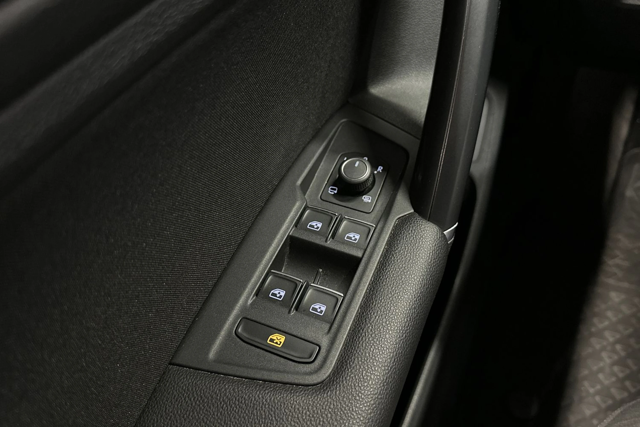 punainen Volkswagen Tiguan 2017 kuva 31.