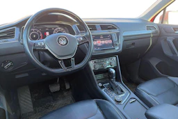 met. punainen Volkswagen Tiguan 2016 kuva 3.