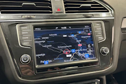 musta Volkswagen Tiguan 2017 kuva 22.