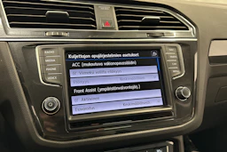 musta Volkswagen Tiguan 2017 kuva 23.