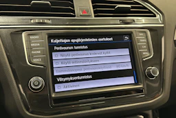 musta Volkswagen Tiguan 2017 kuva 25.
