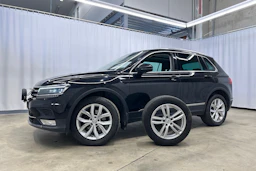 musta Volkswagen Tiguan 2017 kuva 35.