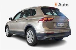 ruskea (beige) Volkswagen Tiguan 2017 kuva 2.