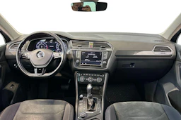 harmaa Volkswagen Tiguan 2017 kuva 9.