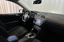 harmaa Volkswagen Tiguan 2017 kuva 12.