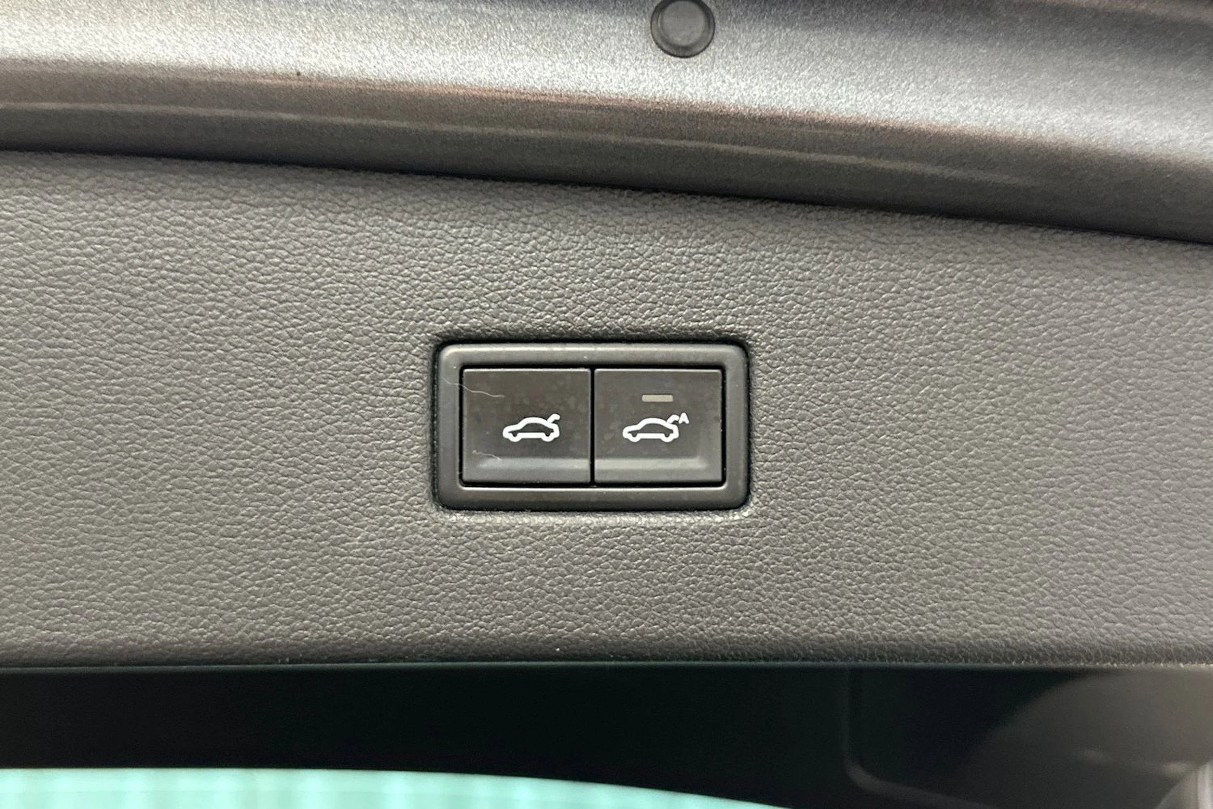 harmaa Volkswagen Tiguan 2017 kuva 14.