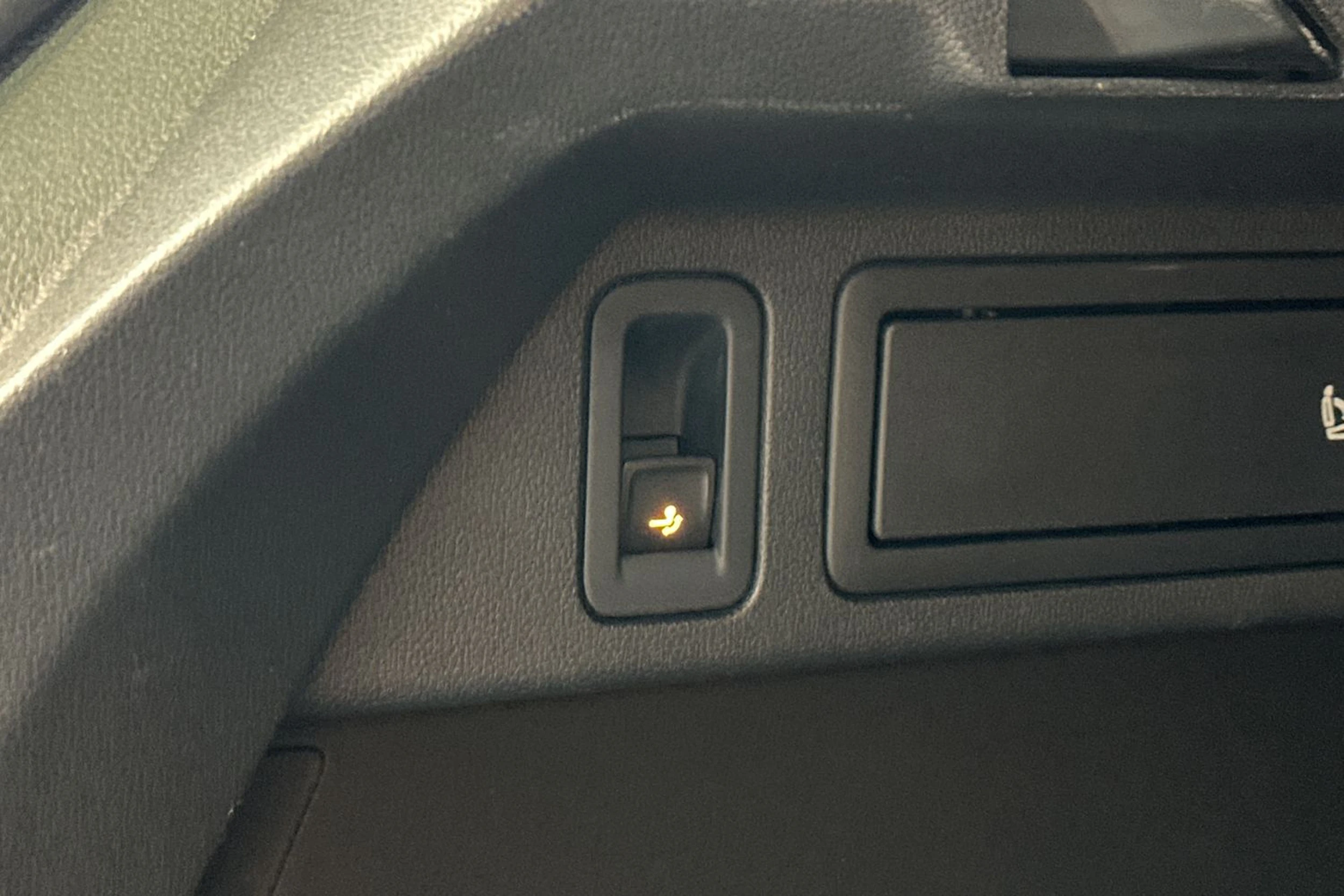 harmaa Volkswagen Tiguan 2017 kuva 15.