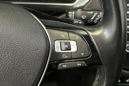 harmaa Volkswagen Tiguan 2017 kuva 20.