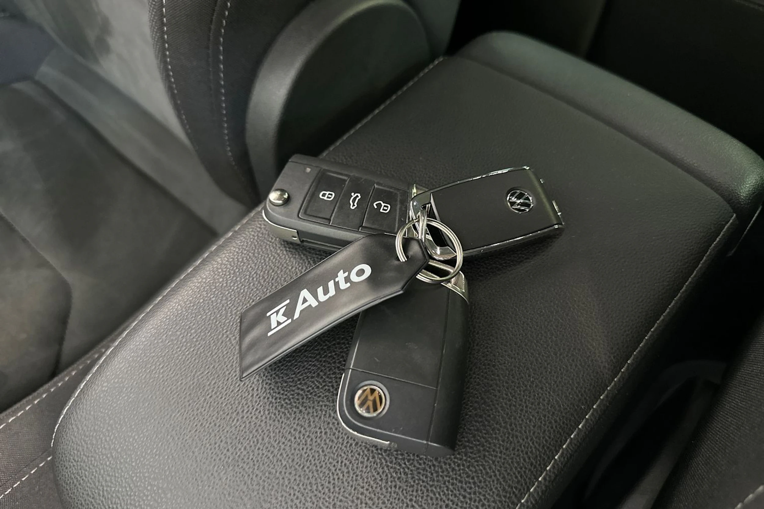 harmaa Volkswagen Tiguan 2017 kuva 32.