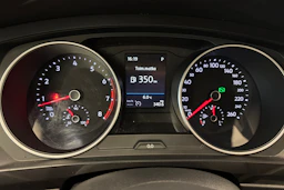 harmaa Volkswagen Tiguan 2017 kuva 18.