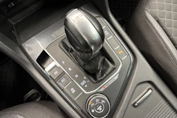 harmaa Volkswagen Tiguan 2017 kuva 21.