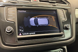 harmaa Volkswagen Tiguan 2017 kuva 22.