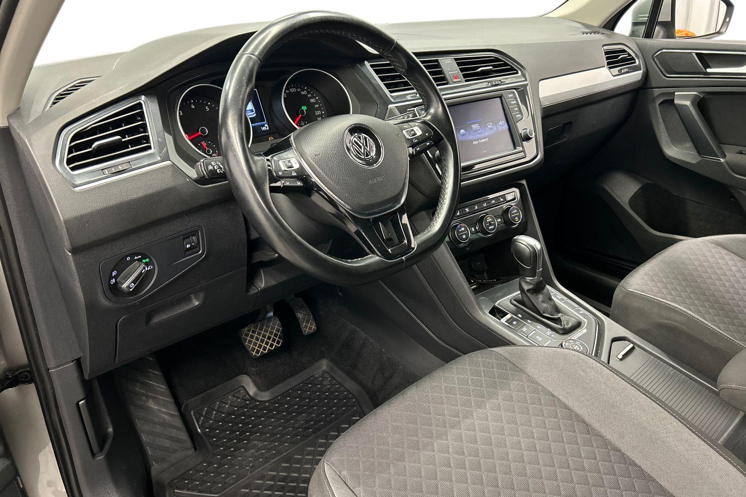 Volkswagen Tiguan 2017, kuva 6/26