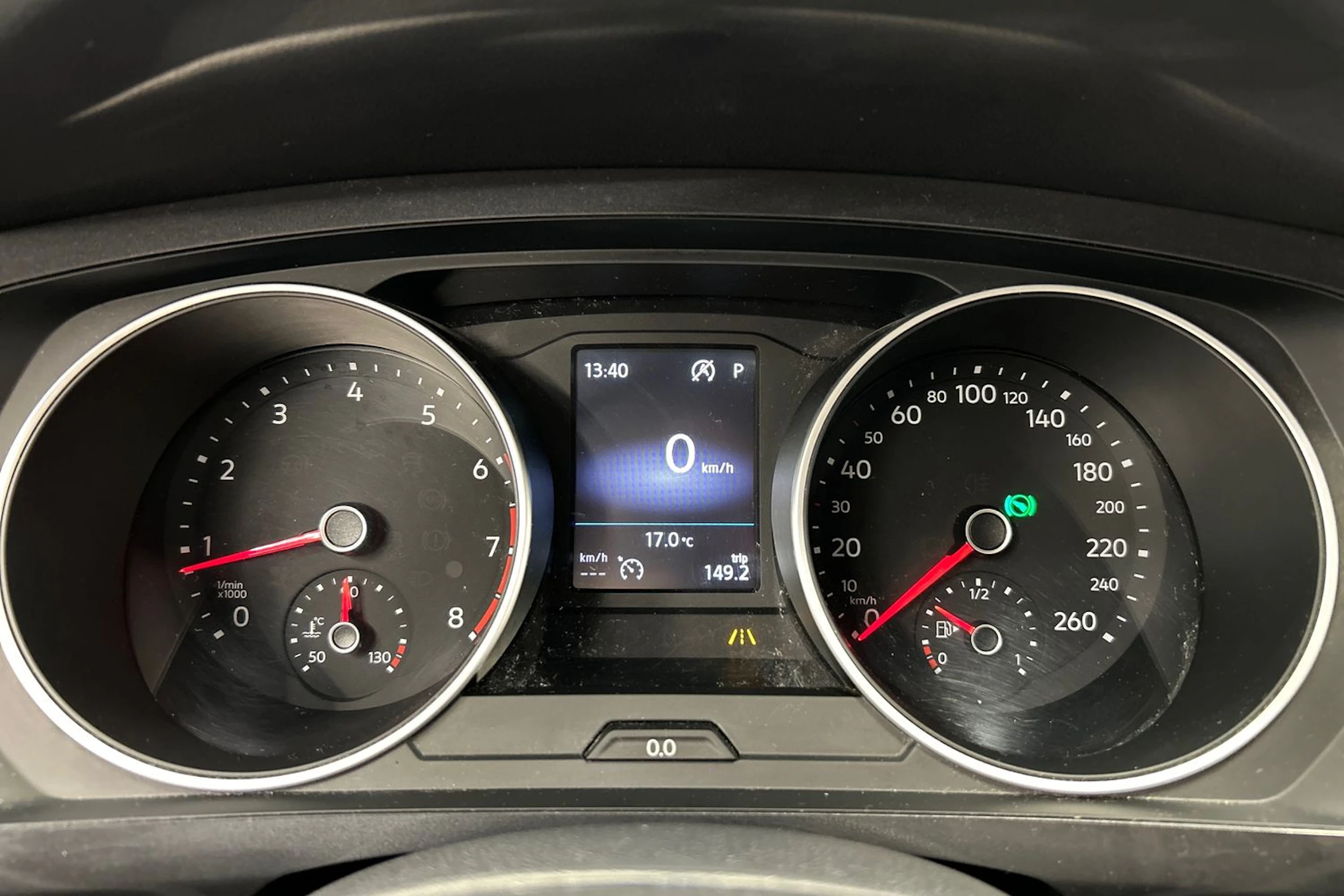 harmaa Volkswagen Tiguan 2017 kuva 16.