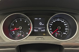 Valkoinen Volkswagen Tiguan 2017 kuva 13.