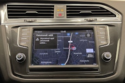 Valkoinen Volkswagen Tiguan 2017 kuva 16.