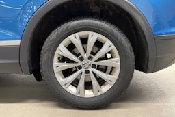 met. sininen Volkswagen Tiguan 2018 kuva 9.