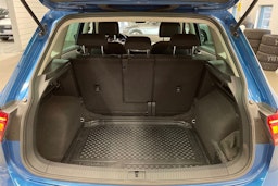 met. sininen Volkswagen Tiguan 2018 kuva 12.