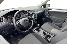 musta Volkswagen Tiguan 2018 kuva 3.