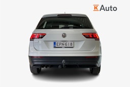 Valkoinen Volkswagen Tiguan 2018 kuva 3.