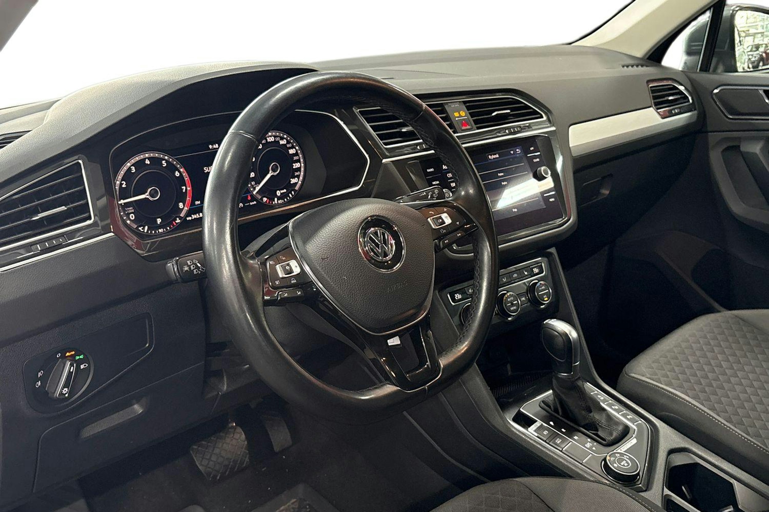 hopea Volkswagen Tiguan 2018 kuva 7.
