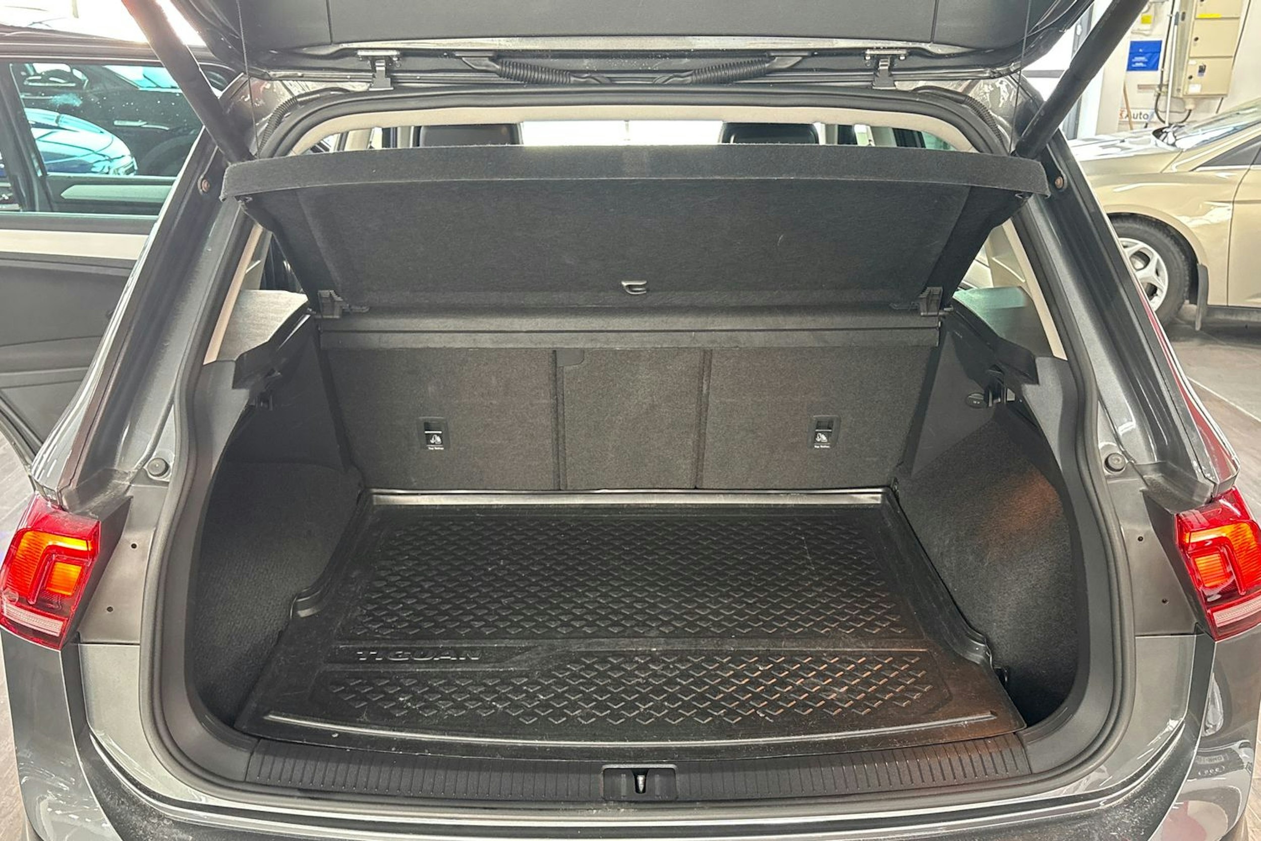 hopea Volkswagen Tiguan 2018 kuva 29.