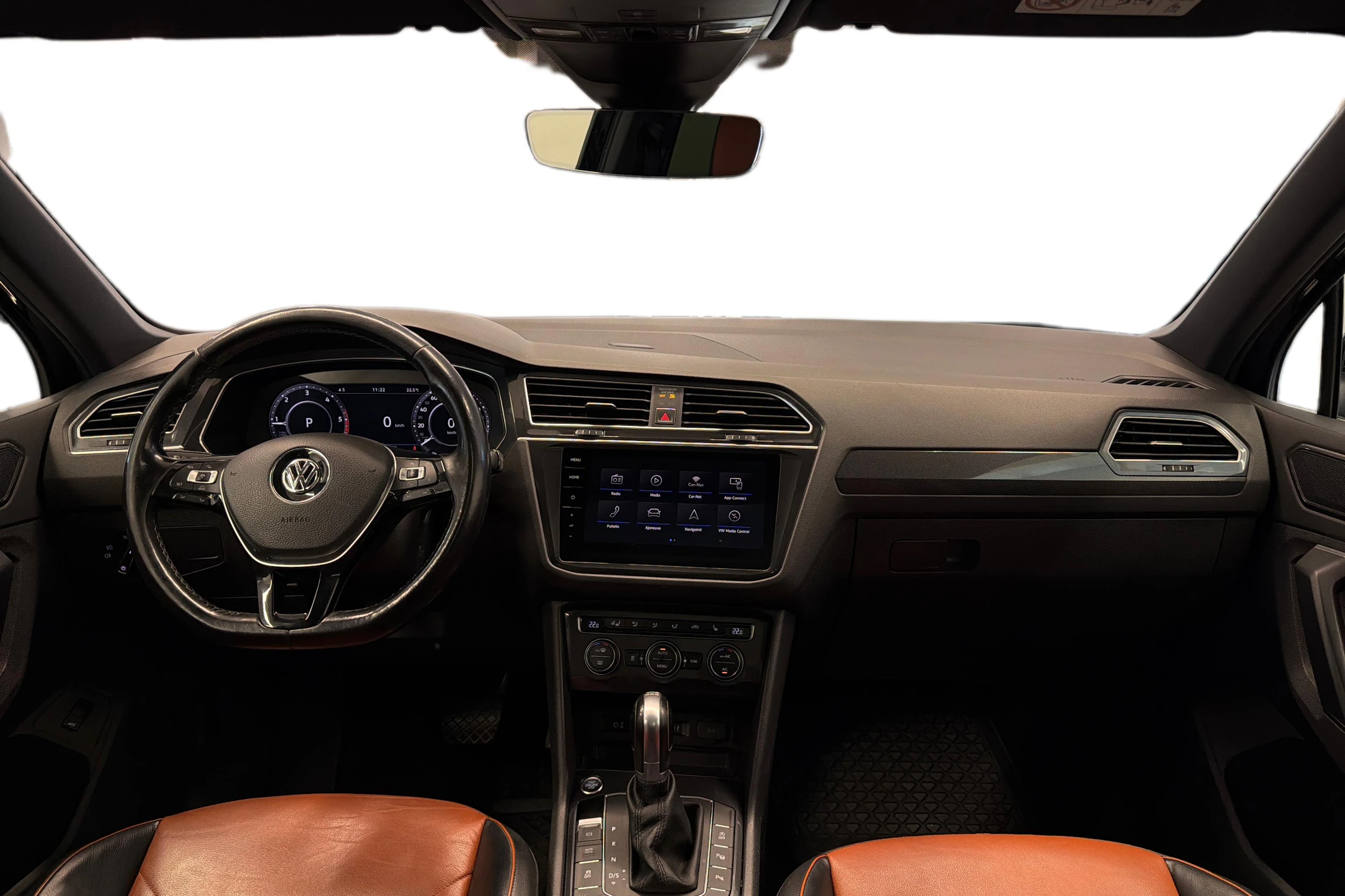 musta Volkswagen Tiguan 2018 kuva 9.