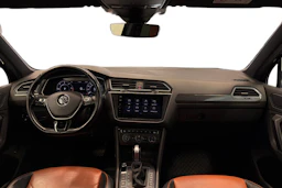 musta Volkswagen Tiguan 2018 kuva 9.