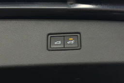 musta Volkswagen Tiguan 2018 kuva 18.