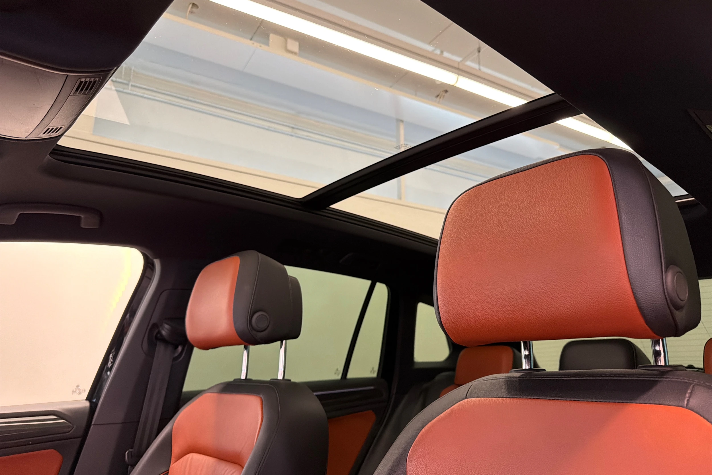 musta Volkswagen Tiguan 2018 kuva 20.