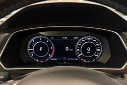 musta Volkswagen Tiguan 2018 kuva 25.
