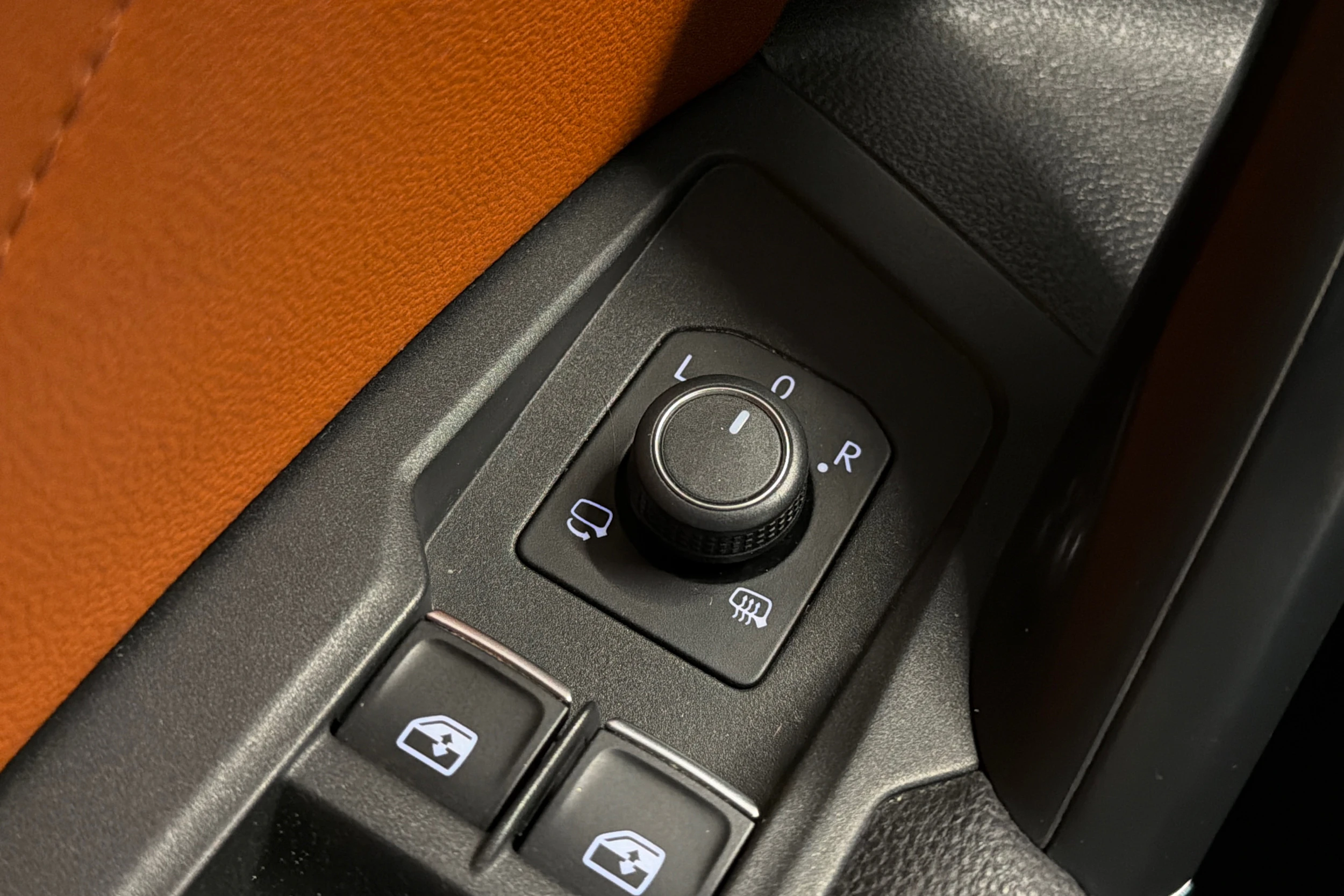 musta Volkswagen Tiguan 2018 kuva 27.