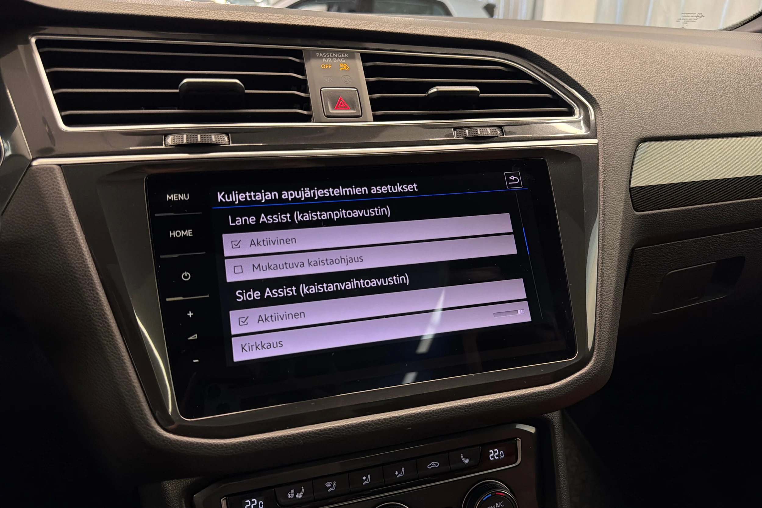 musta Volkswagen Tiguan 2018 kuva 34.
