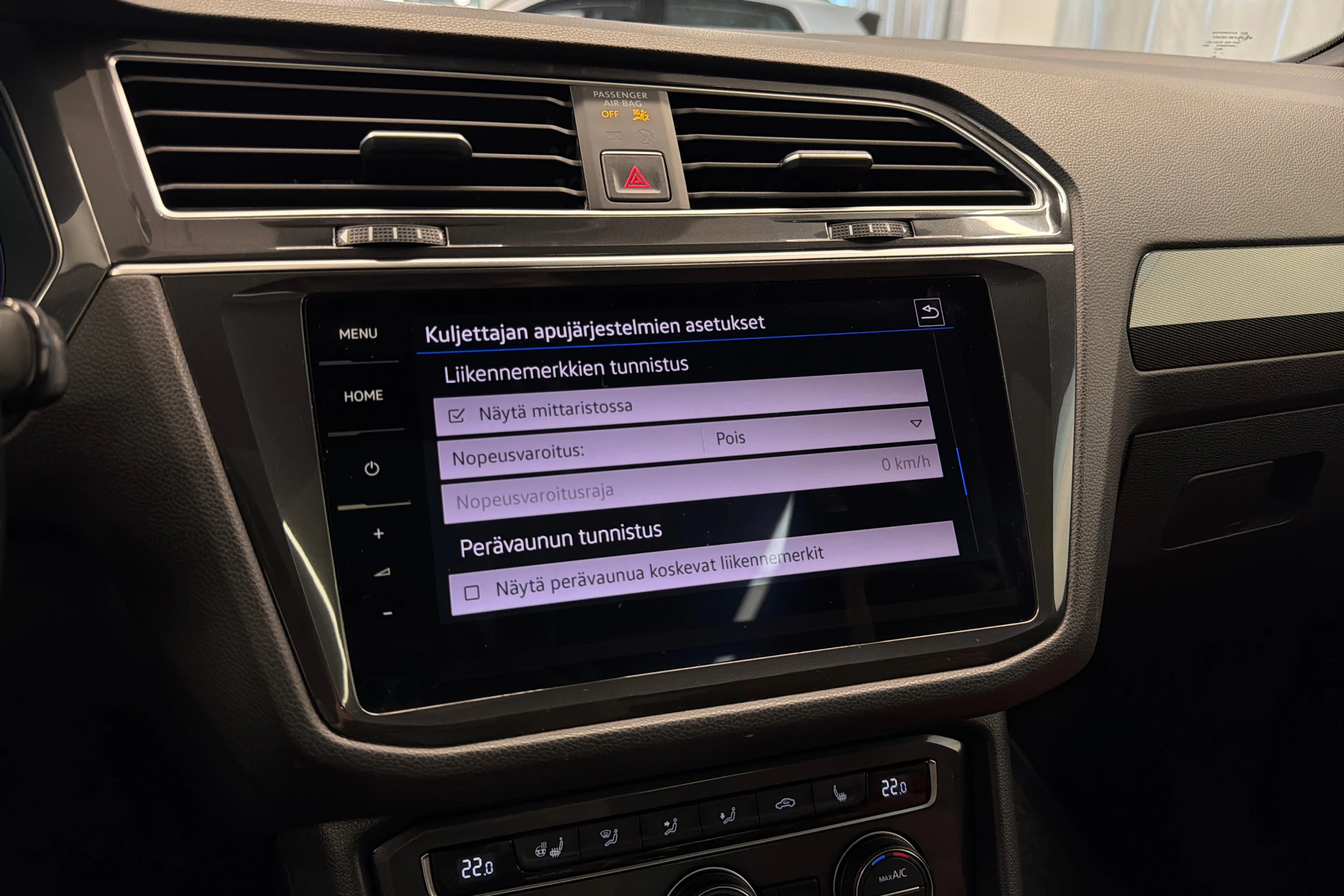 musta Volkswagen Tiguan 2018 kuva 35.