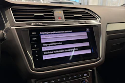 musta Volkswagen Tiguan 2018 kuva 36.