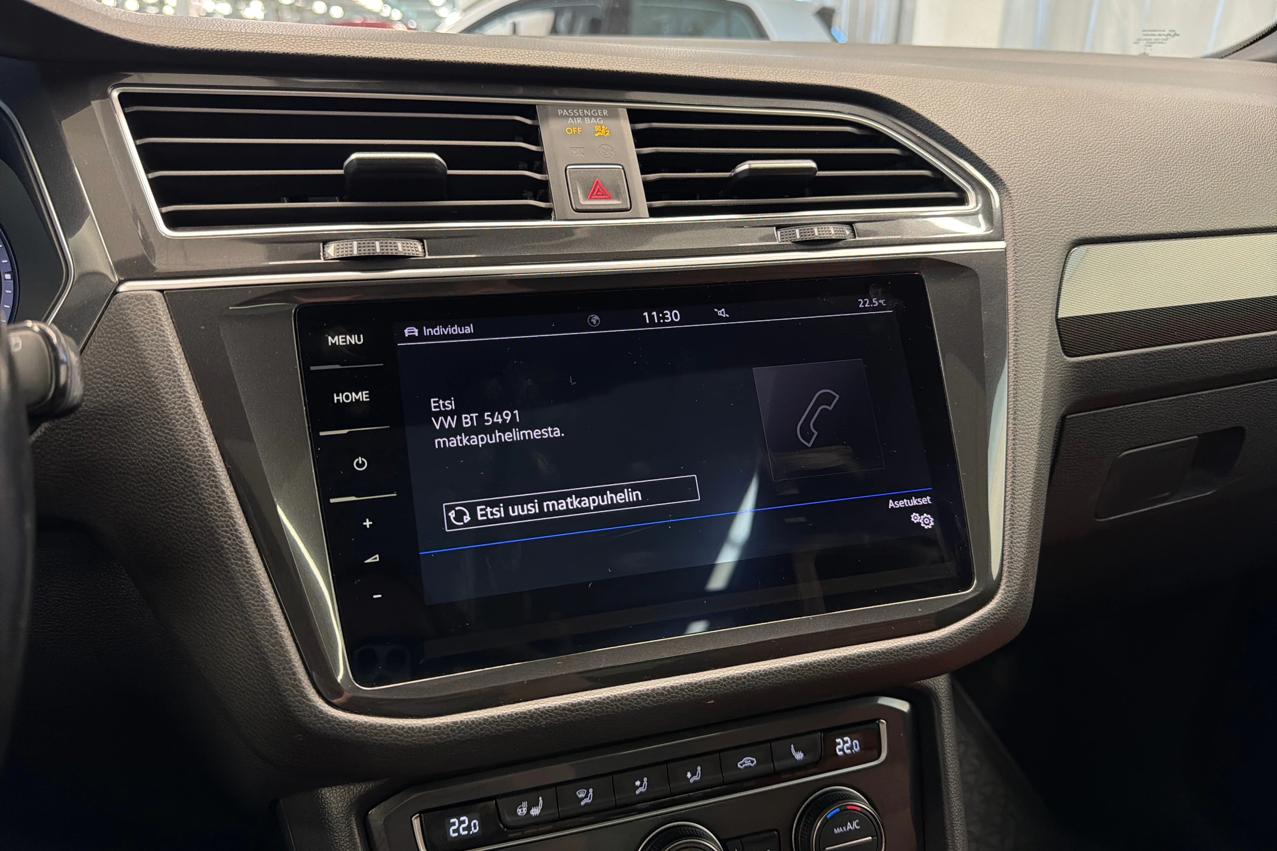 musta Volkswagen Tiguan 2018 kuva 38.