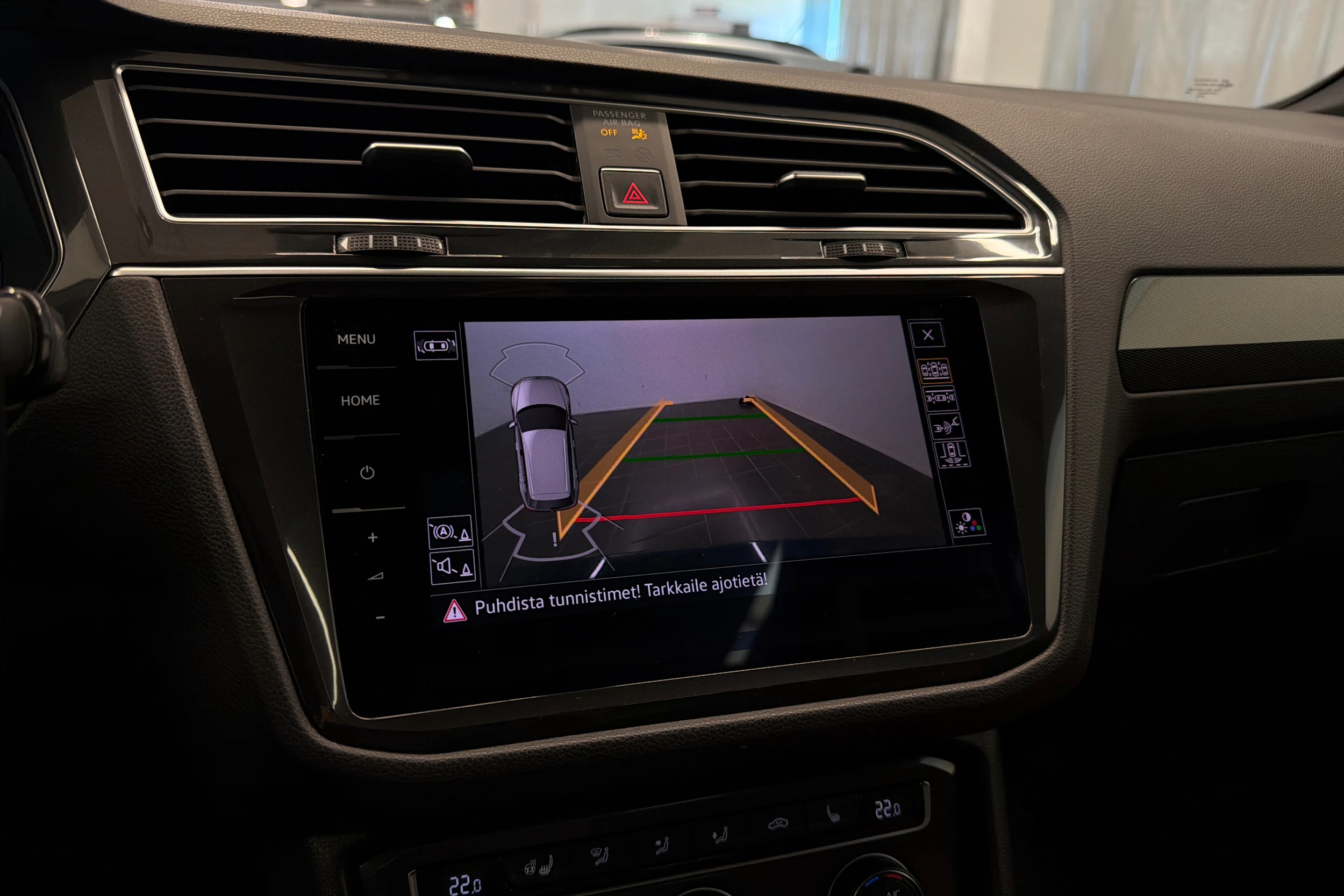 musta Volkswagen Tiguan 2018 kuva 41.