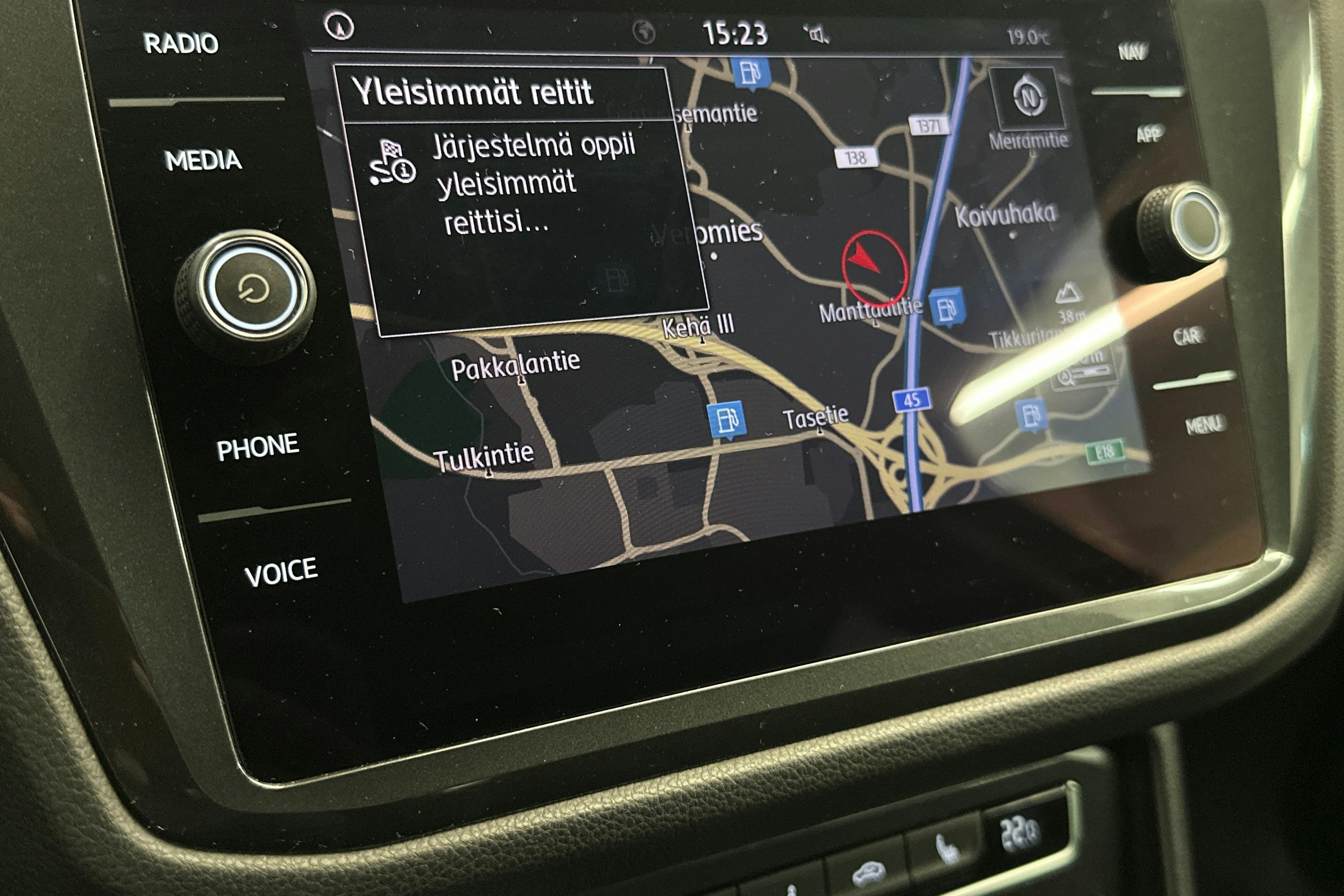 musta Volkswagen Tiguan 2018 kuva 19.
